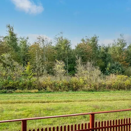 2 Bedroom Gorgeous In Ferienhaus
